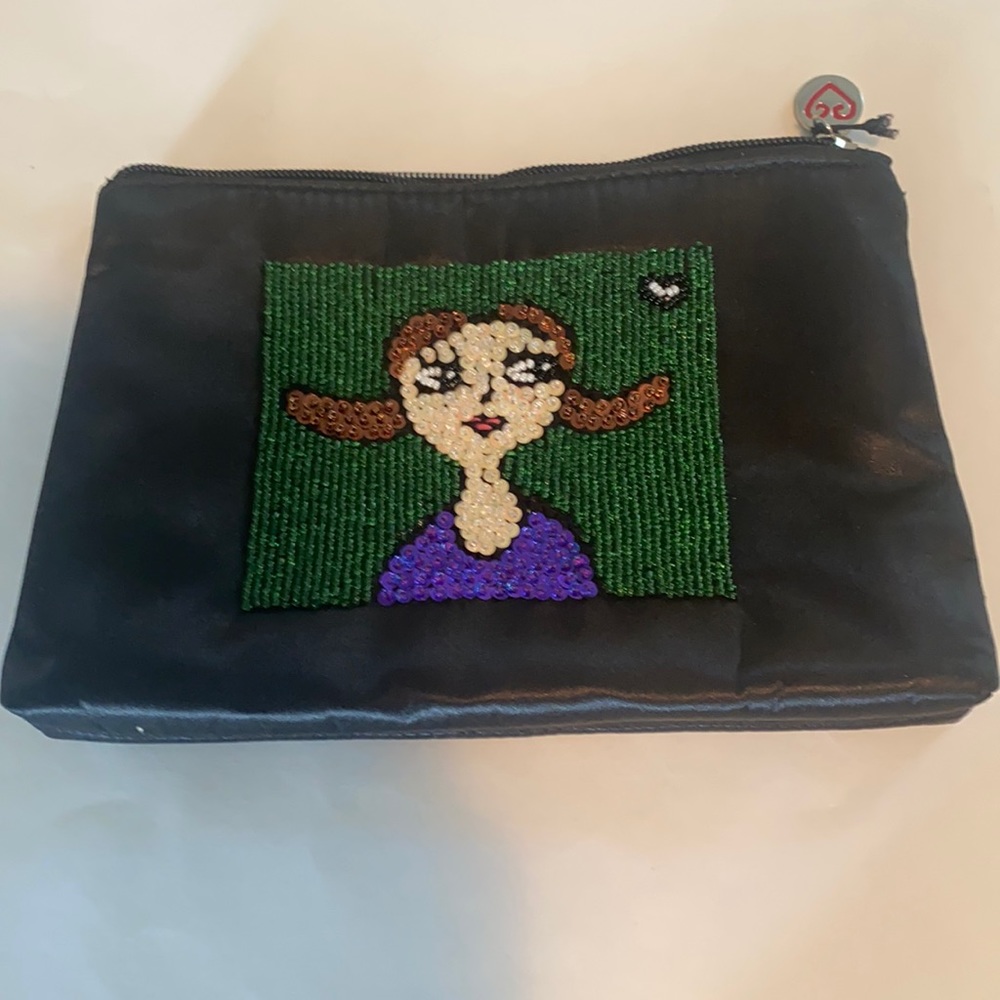 👛 NWT Elissa Bloom cosmetics bag